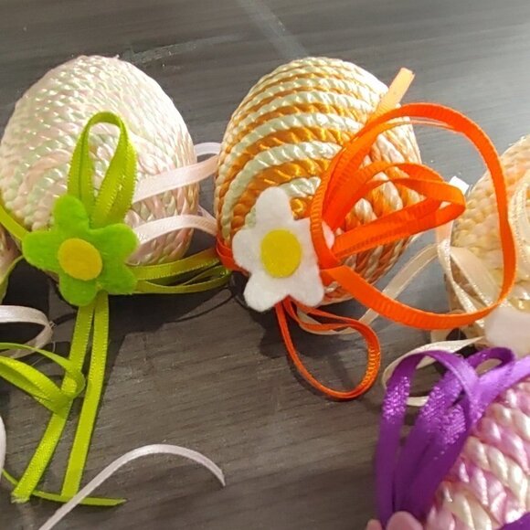 6 Easter Decorative Eggs Handmade, Multi Colors - Picture 3 of 4